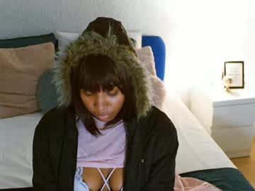 Iamcrystal2 Chaturbate stream image from January 20, 2025