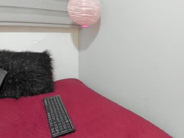 Melanie_Hh Chaturbate stream image from January 20, 2025