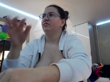 Sweetraisa Chaturbate stream image from January 20, 2025