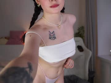Daddystrouble Chaturbate stream image from January 20, 2025
