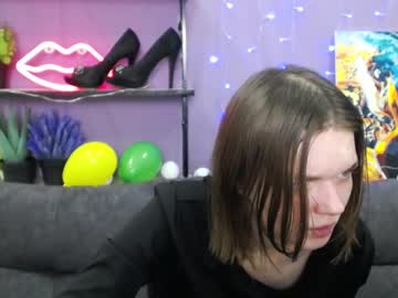 Lldaylinalops Chaturbate stream image from January 20, 2025