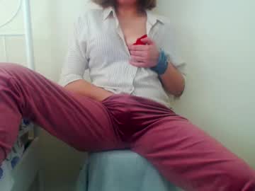 Lovelymask Chaturbate stream image from January 20, 2025