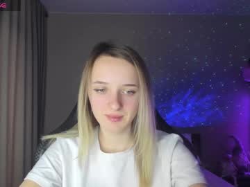 Rousereed Chaturbate stream image from January 20, 2025