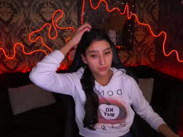 Charmmocco Chaturbate stream image from January 20, 2025