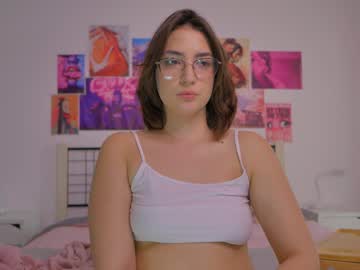 Naalani Chaturbate stream image from January 20, 2025