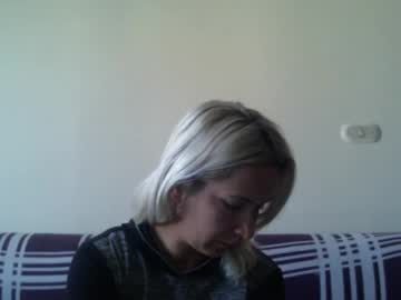 Blondiepam23 Chaturbate stream image from January 20, 2025