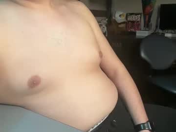 Brokecollegeboinate Chaturbate stream image from January 20, 2025