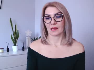 Sweetmarthaaa Chaturbate stream image from January 20, 2025