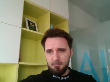 Ad14n Chaturbate stream image from January 20, 2025
