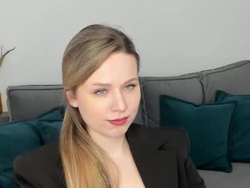 Missdariross Chaturbate stream image from January 20, 2025