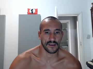 Thekingofpains Chaturbate stream image from January 20, 2025