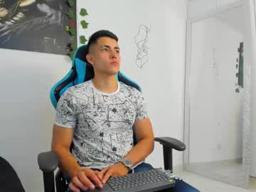 Jamess_Hott Chaturbate stream image from January 20, 2025