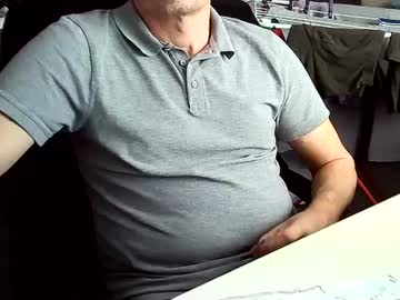 Tomtom02029 Chaturbate stream image from January 20, 2025