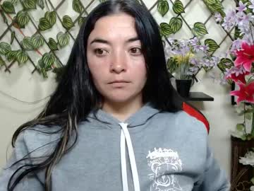 Cameliasaenz Chaturbate stream image from January 20, 2025