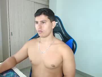 Dantraxx Chaturbate stream image from January 20, 2025