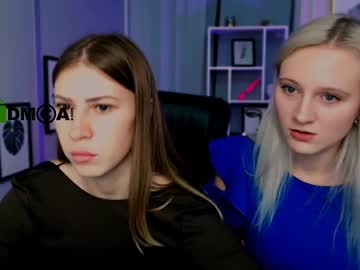 Eveline_Max Chaturbate stream image from January 20, 2025