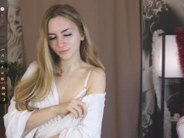 Georginaashburn Chaturbate stream image from January 20, 2025