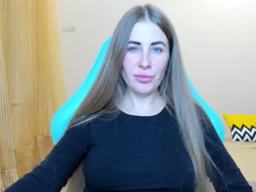 Barbarakiss2 Chaturbate stream image from January 20, 2025
