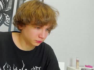 Binbong89 Chaturbate stream image from January 20, 2025