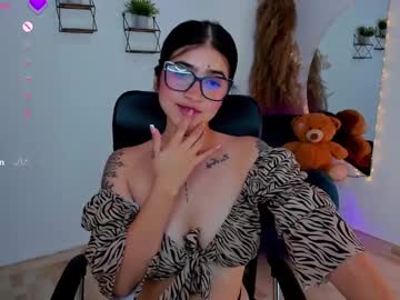 Luanabonasx Chaturbate stream image from January 20, 2025