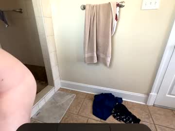 Sunflowers32 Chaturbate stream image from January 20, 2025