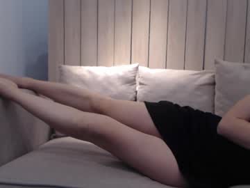 Shy_Schoolgirl_ Chaturbate stream image from January 20, 2025