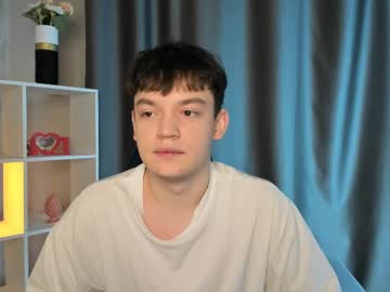 Clydeweaver Chaturbate stream image from January 20, 2025