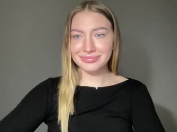 Milanaaa_ Chaturbate stream image from January 20, 2025