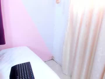 Renatarussel Chaturbate stream image from January 20, 2025