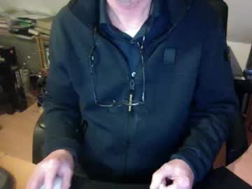 Amor2200 Chaturbate stream image from January 20, 2025