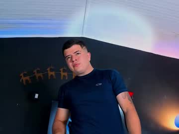 Nickpoweer Chaturbate stream image from January 20, 2025