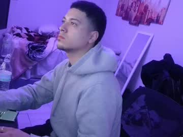 Yungdoggg13 Chaturbate stream image from January 20, 2025