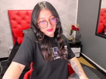 Miawils_ Chaturbate stream image from January 20, 2025