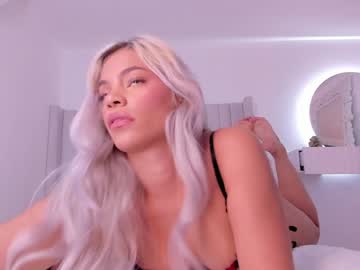 Shelynna_Azzul Chaturbate stream image from January 20, 2025
