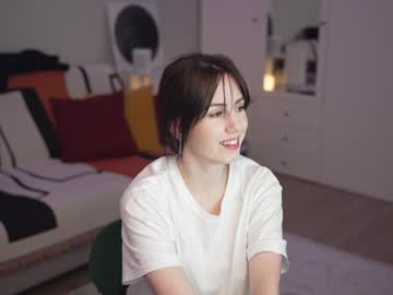 _Blackbee_ Chaturbate stream image from January 20, 2025