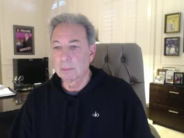 Blueisles Chaturbate stream image from January 20, 2025