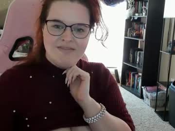 Kitty_Luxexxx Chaturbate stream image from January 20, 2025