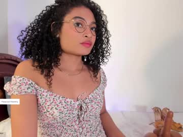 Violeta_Fernandes Chaturbate stream image from January 20, 2025