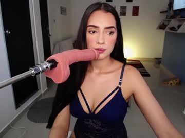 Vsantini_ Chaturbate stream image from January 20, 2025