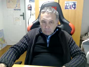 Didoux42 Chaturbate stream image from January 20, 2025