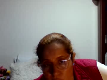 Giannasabelle Chaturbate stream image from January 20, 2025