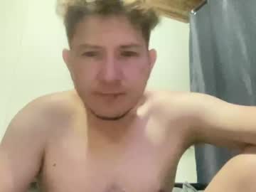 Brom12 Chaturbate stream image from January 21, 2025
