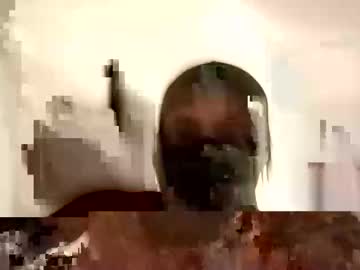 Browncple13 Chaturbate stream image from January 21, 2025