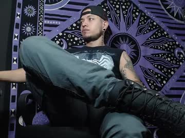 Dicaprioo_ Chaturbate stream image from January 21, 2025