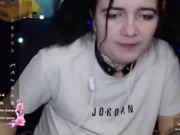 Mustardgirl Chaturbate stream image from January 21, 2025