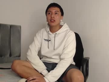 Alex__Lover Chaturbate stream image from January 21, 2025