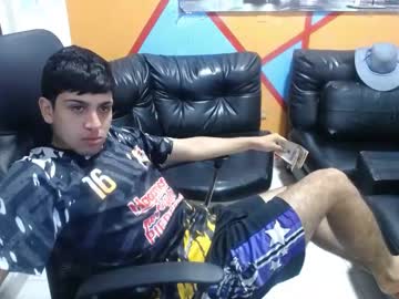 Deni_Fama Chaturbate stream image from January 21, 2025