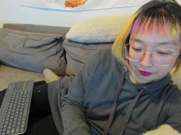 Luxgray Chaturbate stream image from January 21, 2025