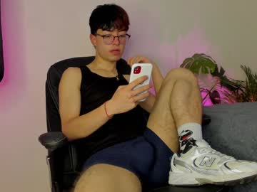 Mael_Hot Chaturbate stream image from January 21, 2025