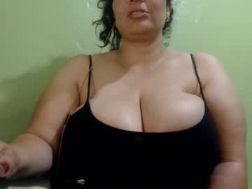 Ysabella21 Chaturbate stream image from January 21, 2025